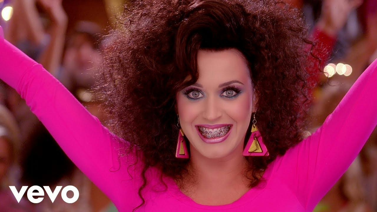 Katy Perry - Last Friday Night (T.G.I.F.) | Lyrics song ngữ | CapyLearn